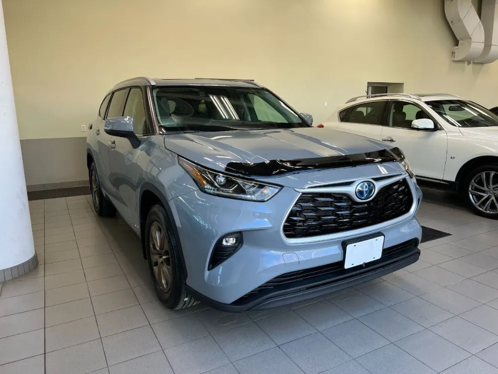 2022 Highlander Hybrid Bronze Edition Cement Colour 1 2022 Highlander Hybrid Bronze Edition Cement Colour 1